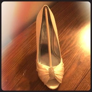 From David’s bridal, never worn size 9